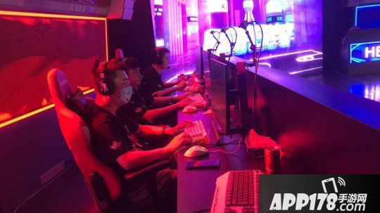 《街头篮球》FSPL职业联赛冒泡赛收官 Onestar王者归来