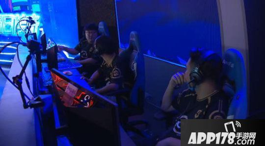 EHOME身陷囹圄 《街头篮球》FSPL季后赛对阵分析