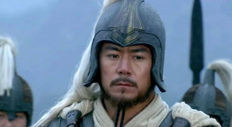 中流:张飞+陆逊+刘备+许褚+孙权+甘宁