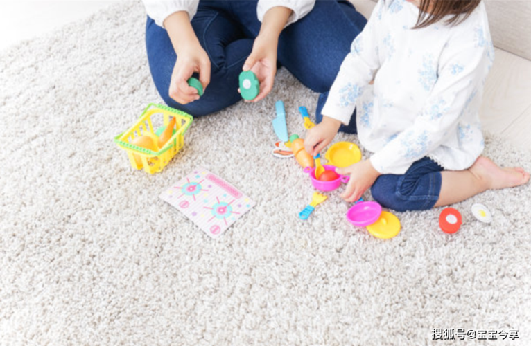 一岁半的宝宝适合玩什么游戏（一岁宝宝适合玩的游戏有哪些）