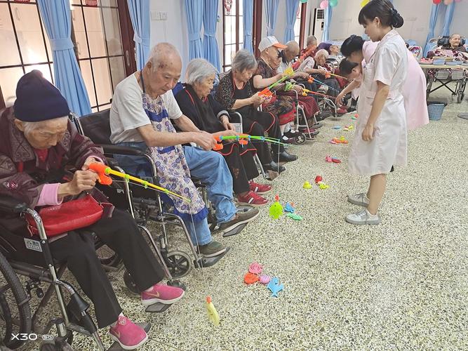 适合老年人玩的简单游戏有哪些（适合老人玩的游戏简单有哪些）