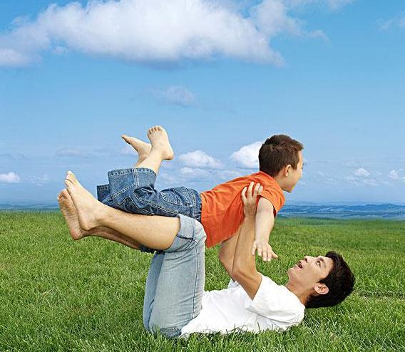 适合爸爸的亲子游戏（适合爸爸和孩子玩的游戏推荐）