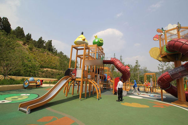 《愤怒的小鸟》主题公园图赏(10)