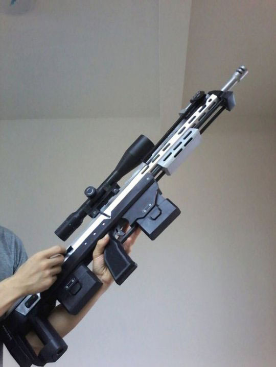 手工大神《使命召唤》逼真纸膜手枪赏析(17)