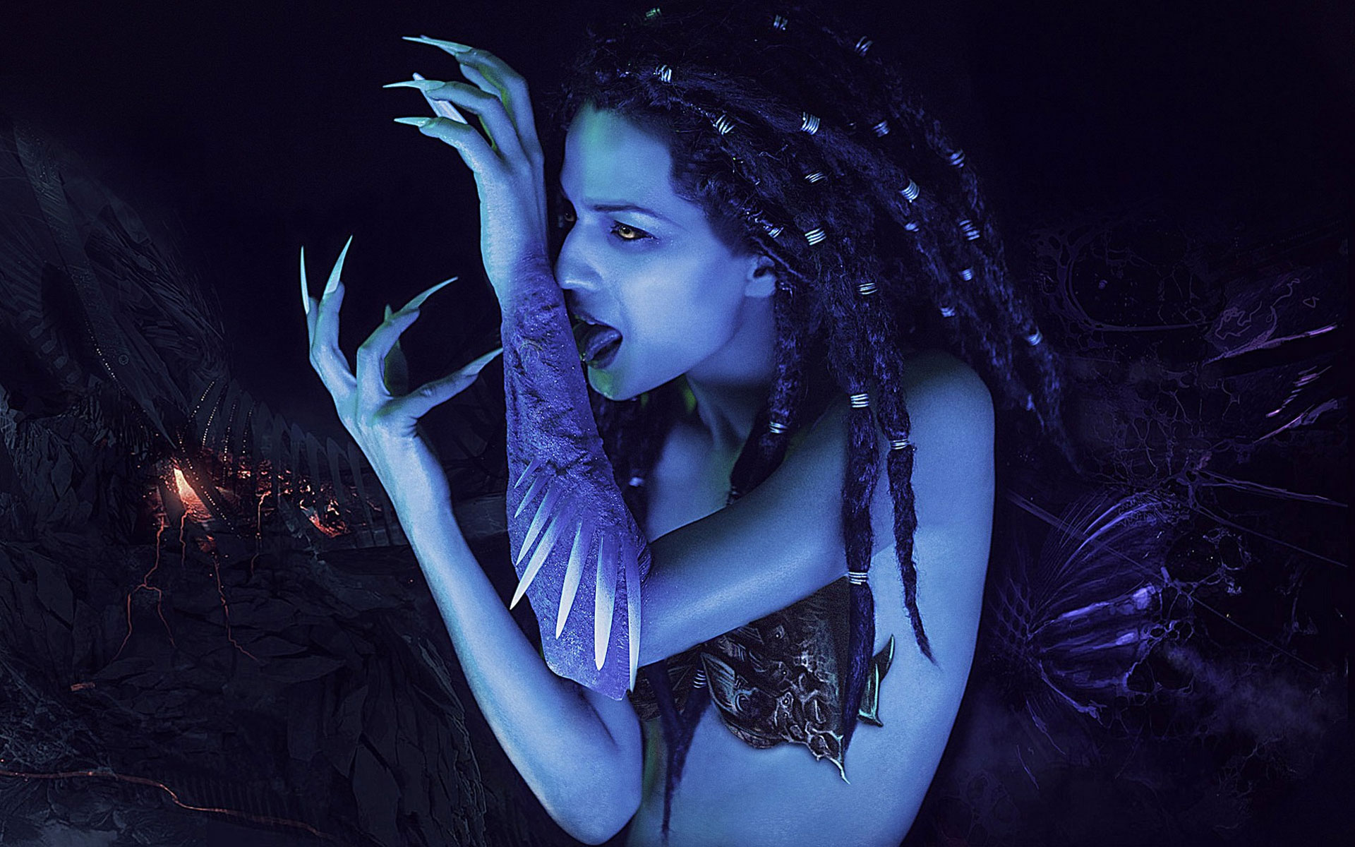 《机战》虫族女王COS桌面壁纸(4)