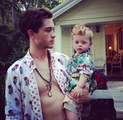 巴西男模与儿子合影搞笑图赏(6)