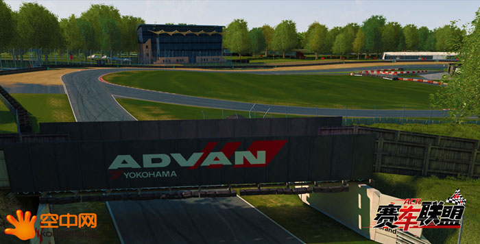 《赛车联盟》赛道场景截图(11)