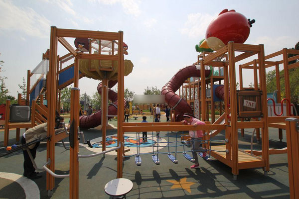 《愤怒的小鸟》主题公园图赏(13)