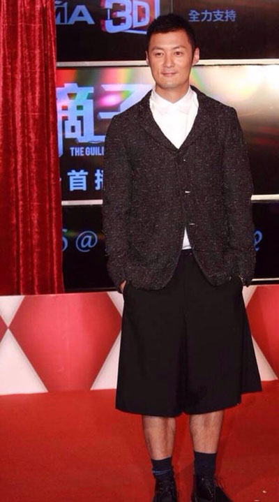 盘点男星穿裙子的那些搞笑趣图(11)