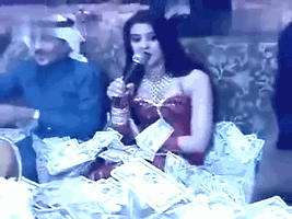 有钱就是这么任性搞笑GIF(3)