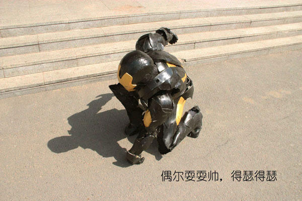 微博趣图 超强粉丝COS一个人的复联(5)