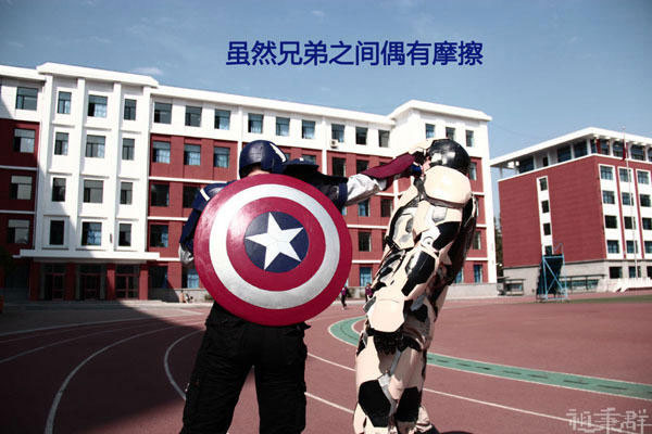 微博趣图 超强粉丝COS一个人的复联(17)