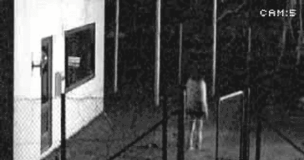 整人不成反被整搞笑GIF2(7)