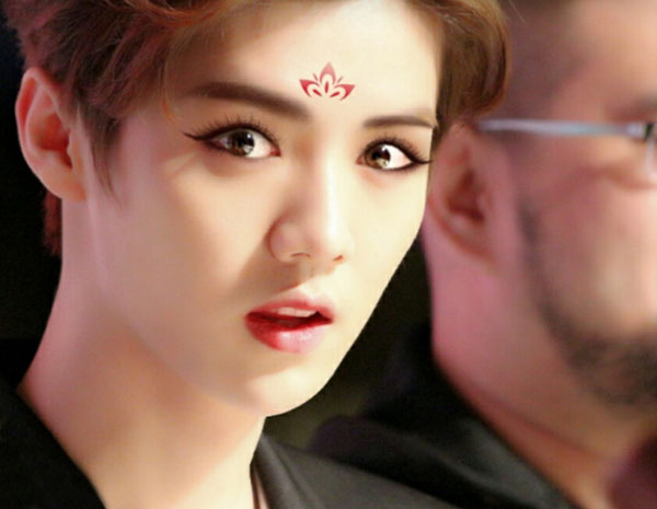 全民COS武媚娘恶搞图集之鹿晗版(23)