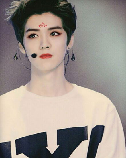 全民COS武媚娘恶搞图集之鹿晗版(6)