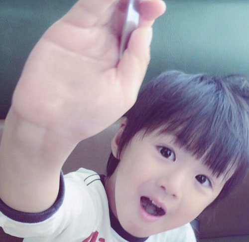 小正太萌娃男版奥莉私照赏(13)