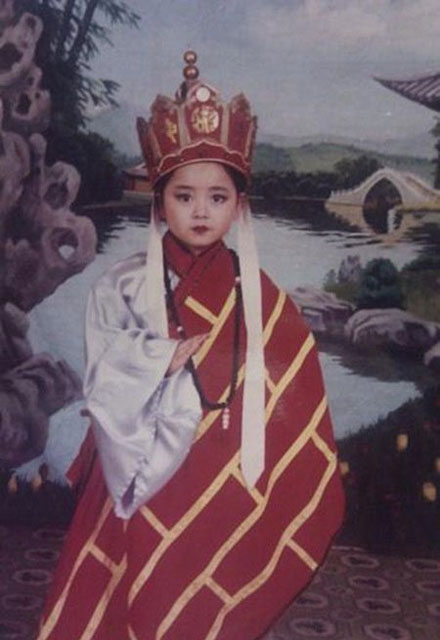 盘点那些亮瞎眼的童年艺术照(14)