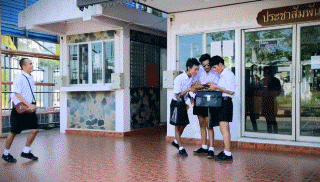 泰剧《不一样的美男子》搞笑GIF(9)