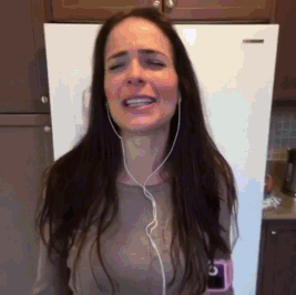 逗比的萝莉一家搞笑GIF(9)