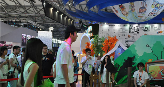 王思聪惊现2015ChinaJoy现场图集(17)