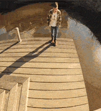 不作死就不会死GIF图系列21(8)