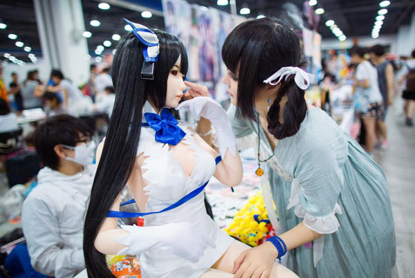 最美实体娃娃赫斯缇雅COS美图赏析(4)