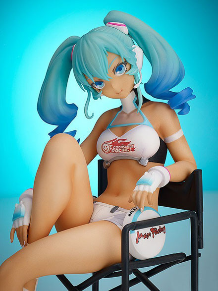 《VOCALOID》初音未来赛车版手办(2)