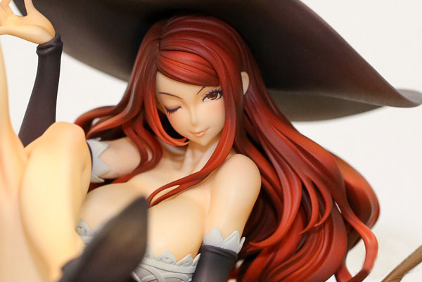 《龙之皇冠》巨乳女巫精美手办(4)