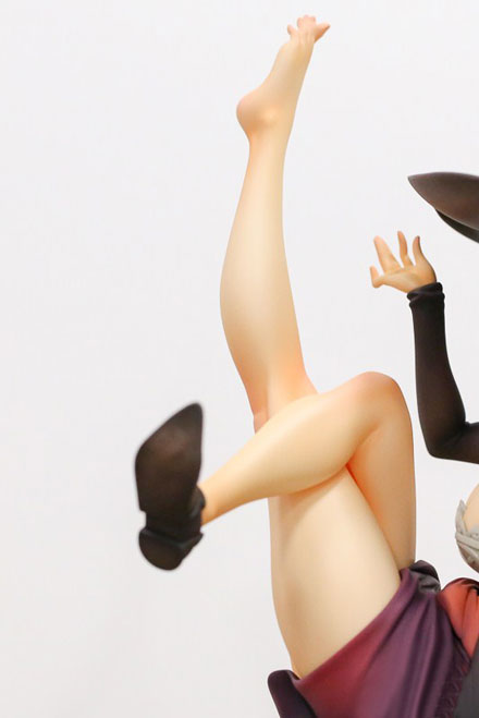 《龙之皇冠》巨乳女巫精美手办(8)