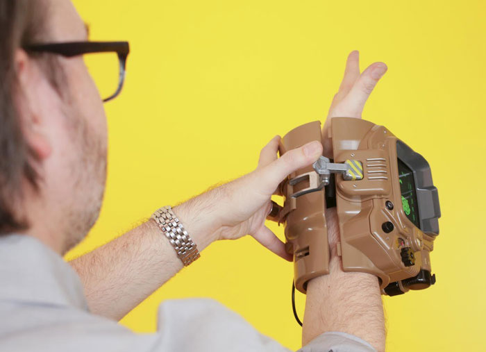 《辐射4》Pip-Boy版开箱高清图赏(6)