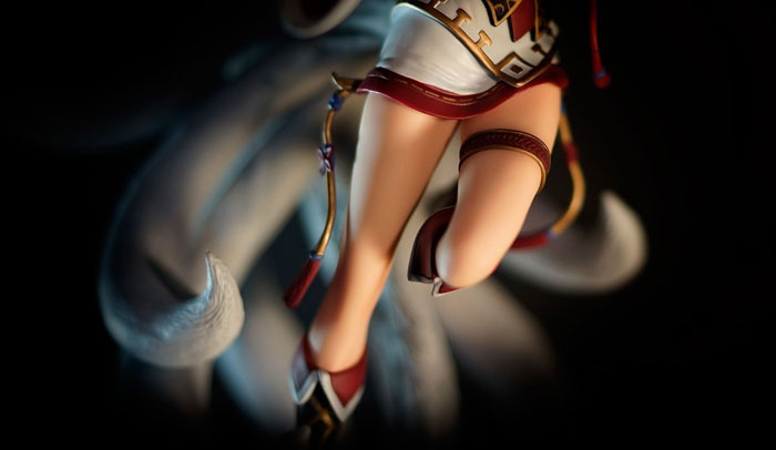 《英雄联盟》九尾妖狐阿狸性感手办(3)