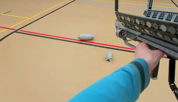 乐高达人自制《辐射4》胖子核弹发射器(15)