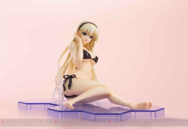 《死亡黑标》艾丽丝缇娜泳装手办(4)