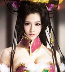 国战网游《御龙在天》美女壁纸