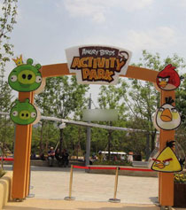 《愤怒的小鸟》主题公园图赏