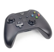 Xbox One台湾亮相 将搭中文语音命令