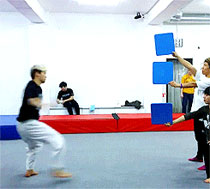 囧雷傻缺GIF图系列143